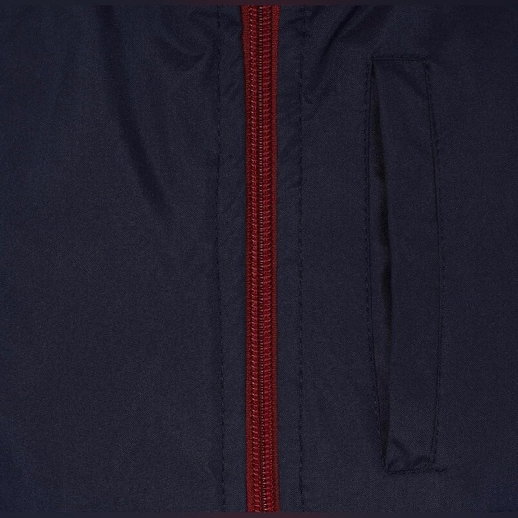 NEW! FC Barcelona Official Hooded Full Zip Jacket Windbreaker Navy Boys 12/13 Yr - Picture 4 of 12